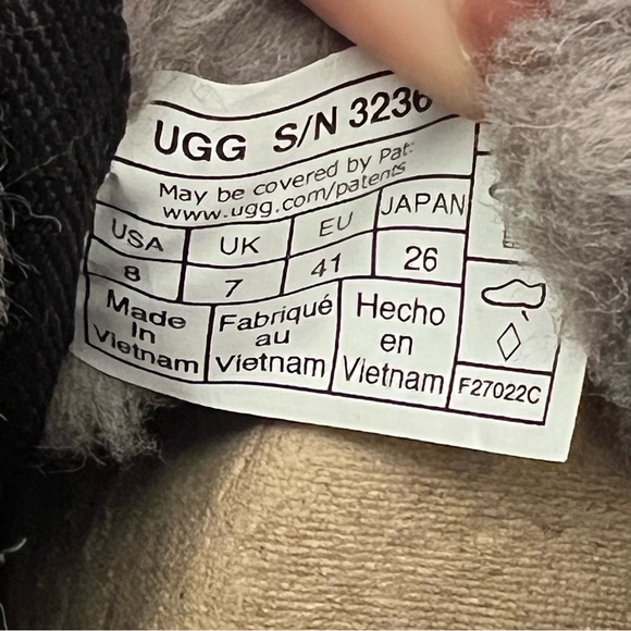 UGG Neumel Men’s Black Boot Shoe Size 8 - Picture 7 of 7